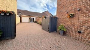 Photo 20- click for photo gallery